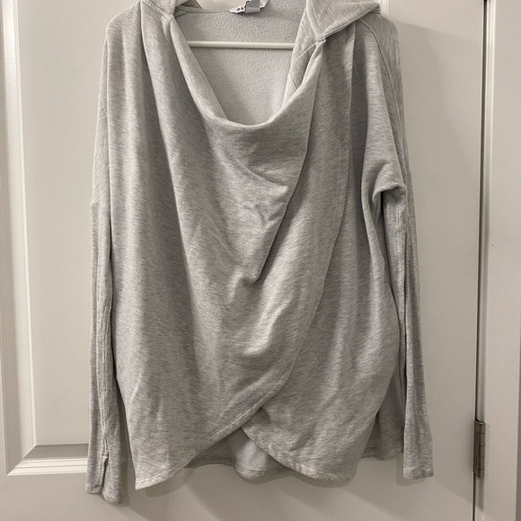 Athleta Sweaters - Athleta Light Gray Crossover hoodie size small